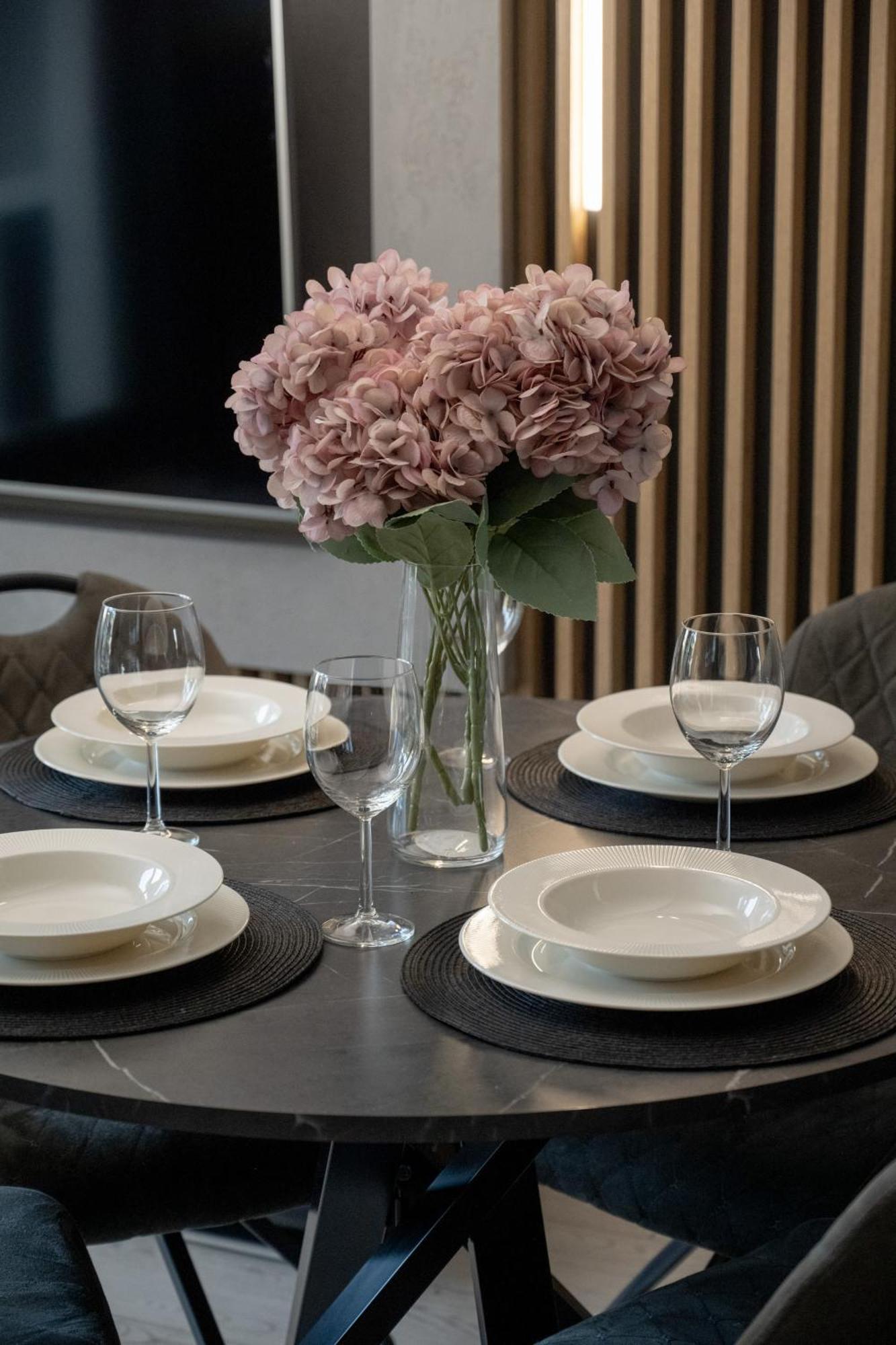 Stylowy Prestige Z Balkonem By Rent Like * Вроцлав
