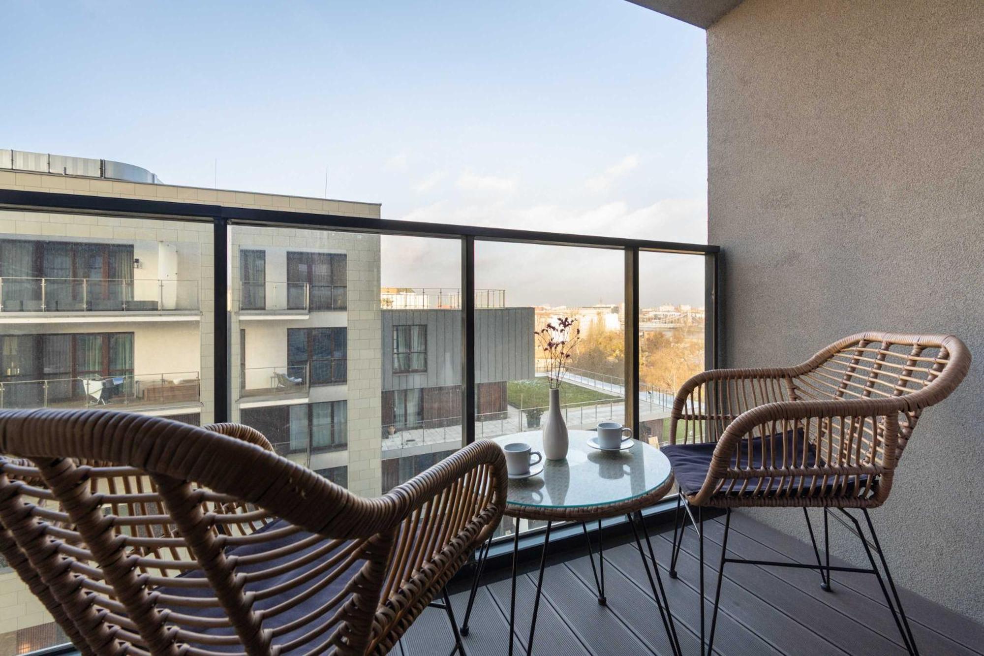 Stylowy Prestige Z Balkonem By Rent Like Apartamento *